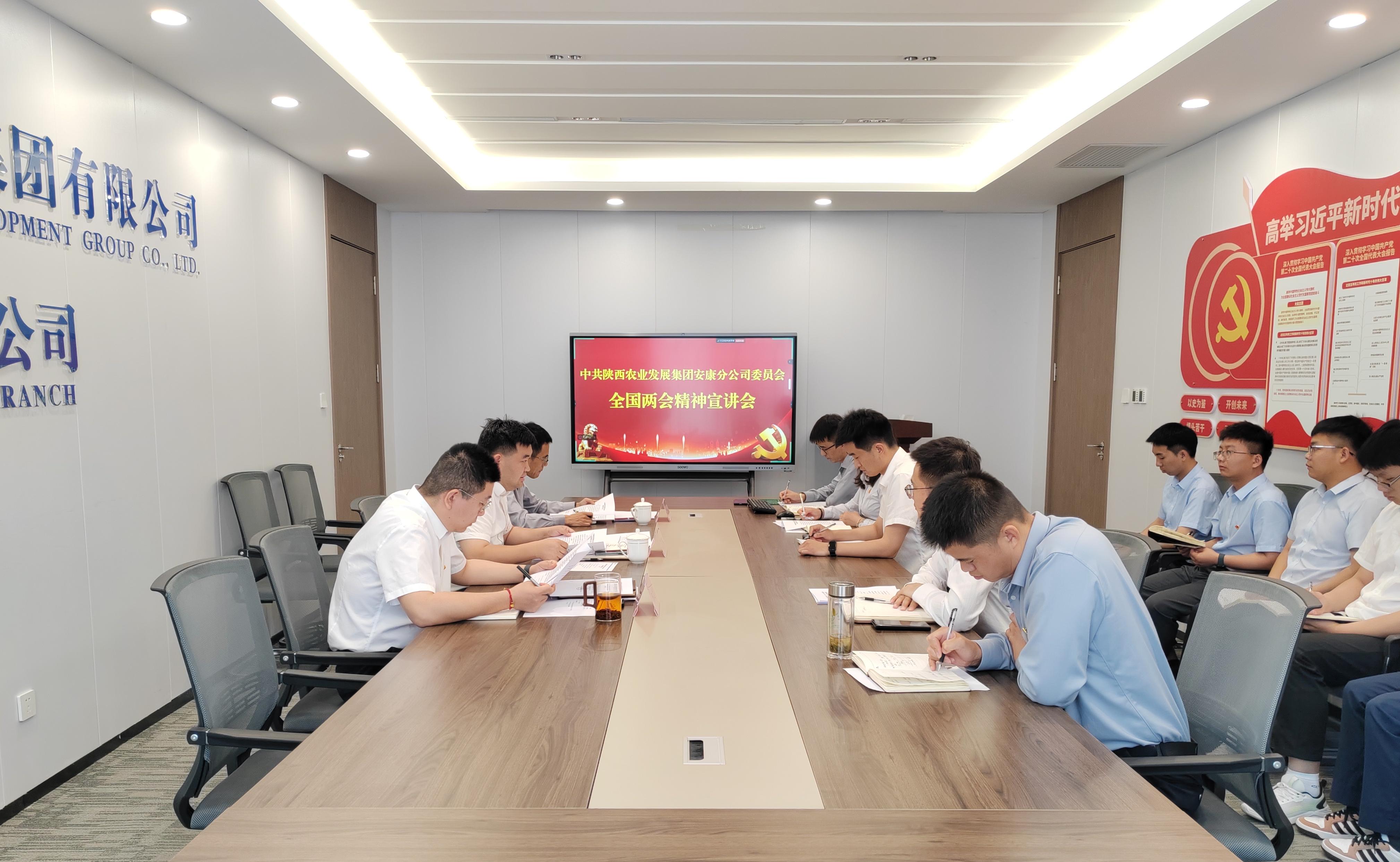 121747043276179334.jpg e56c5cc33c392c88924613f37527922.jpg